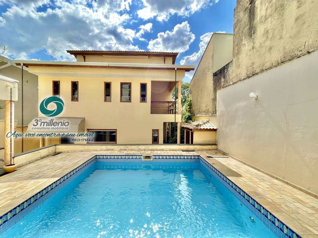 Casa em Cotia, no bairro São Paulo II