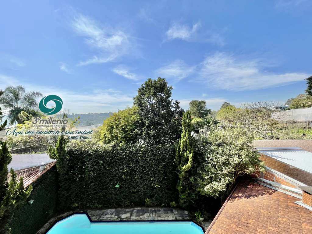 Casa em Cotia, no bairro São Paulo II