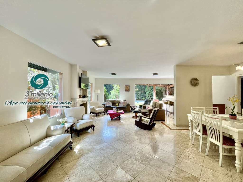 Casa em Cotia, no bairro São Paulo II