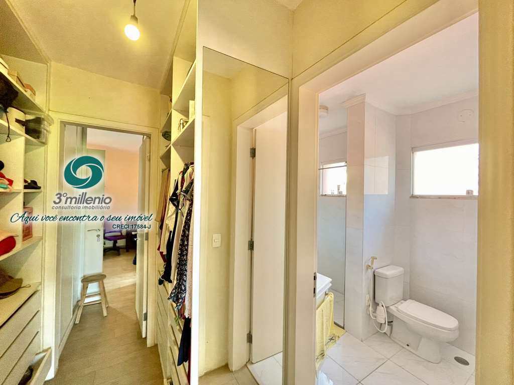 Casa em Cotia, no bairro São Paulo II