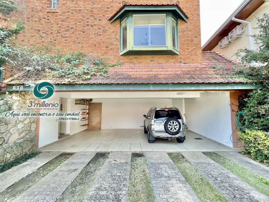 Casa em Cotia, no bairro São Paulo II