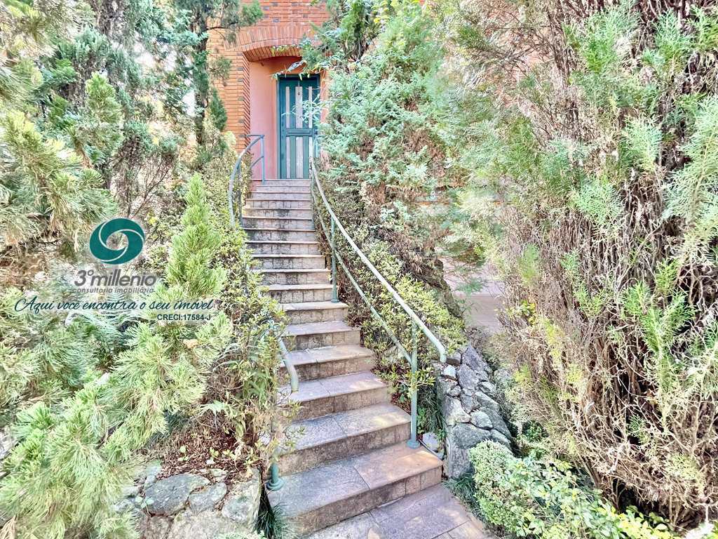 Casa em Cotia, no bairro São Paulo II