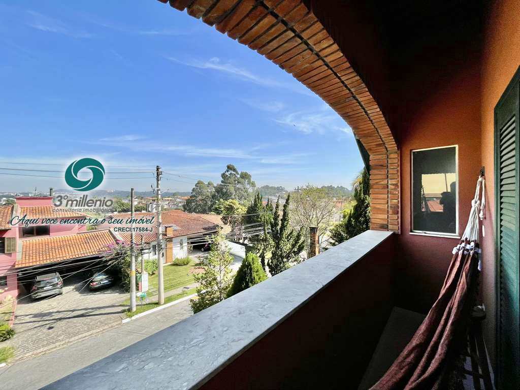 Casa em Cotia, no bairro São Paulo II