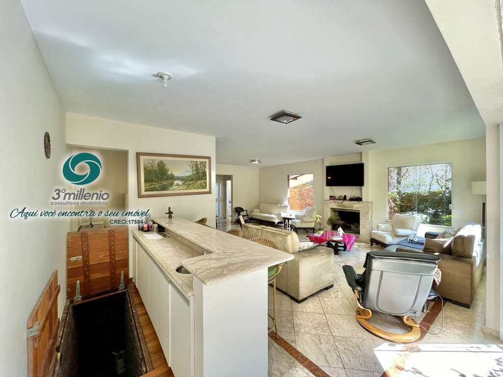 Casa em Cotia, no bairro São Paulo II