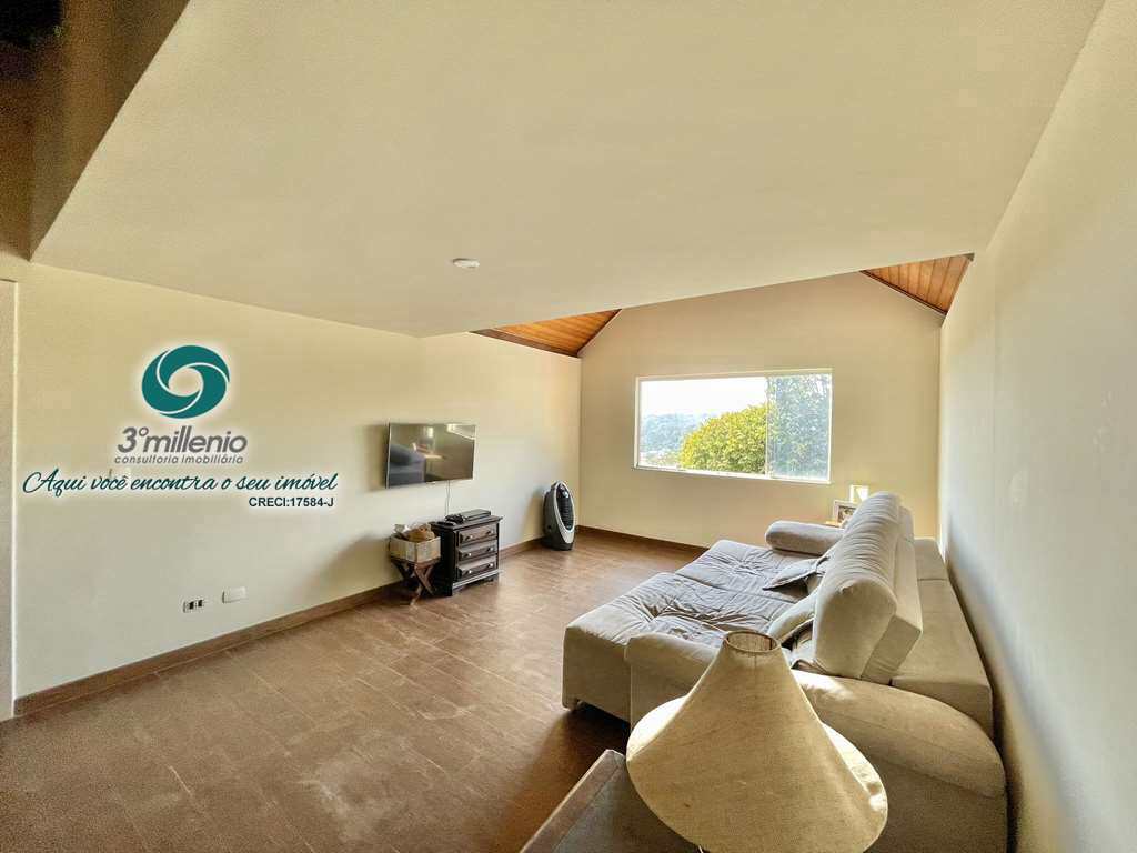 Casa em Cotia, no bairro São Paulo II