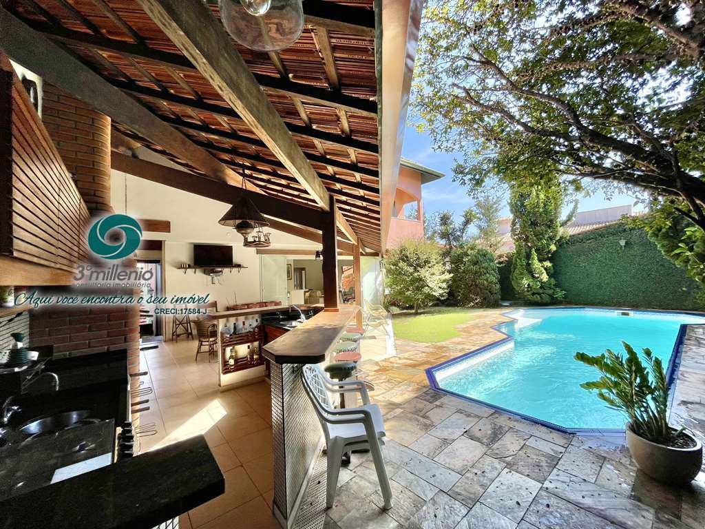 Casa em Cotia, no bairro São Paulo II