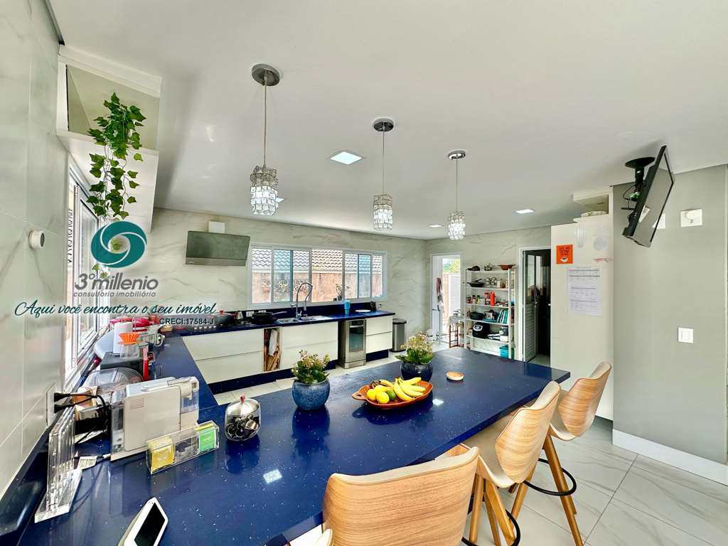 Casa em Jandira, no bairro Nova Higienópolis