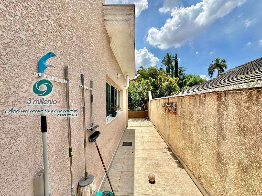 Casa em Jandira, no bairro Nova Higienópolis