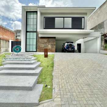 Casa em Embu das Artes, bairro Moinho Velho