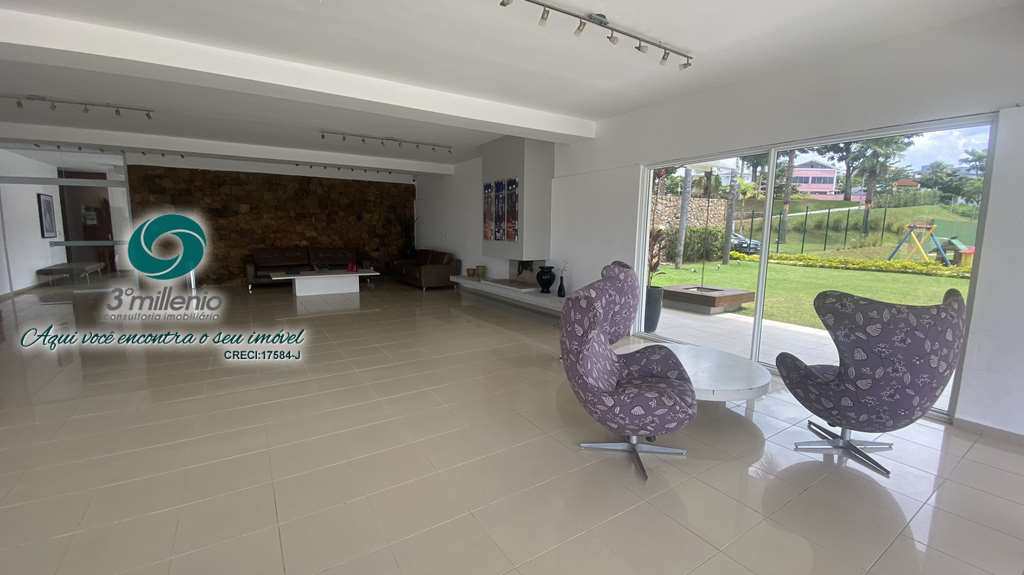 Casa em Embu das Artes, no bairro Moinho Velho