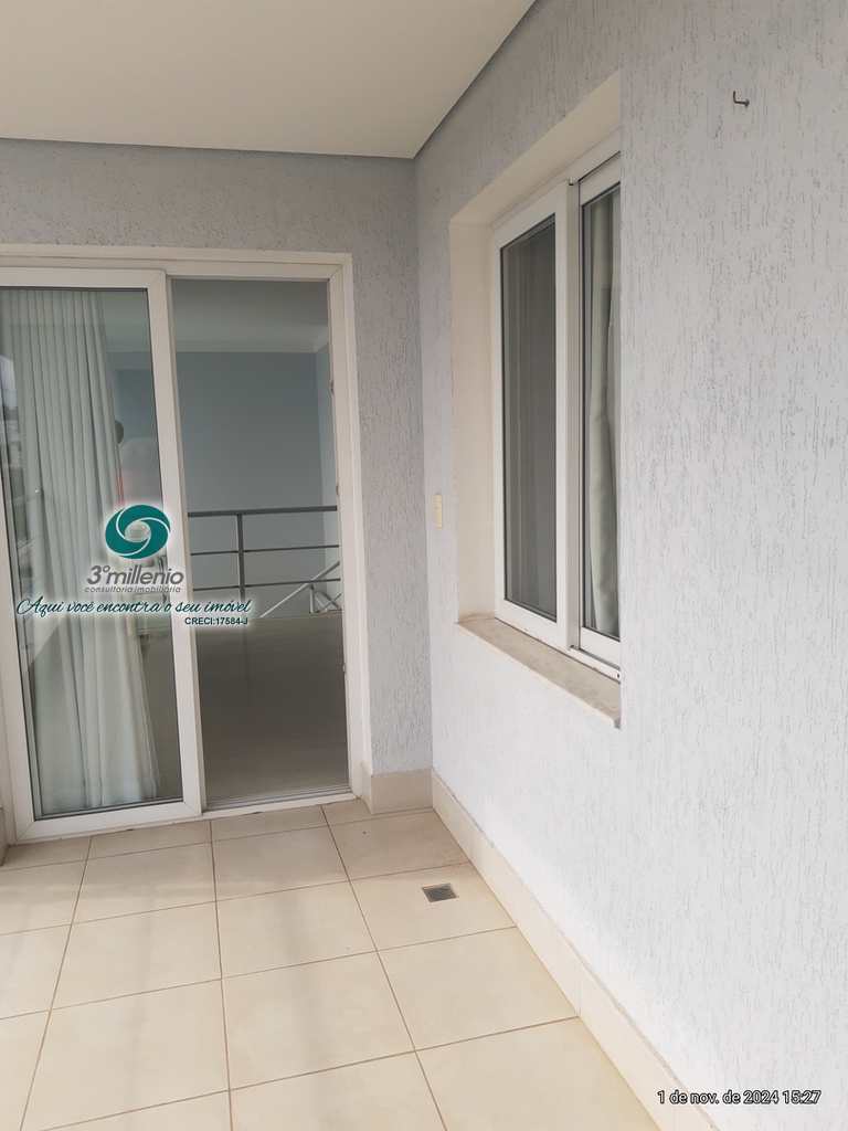 Casa em Cotia, no bairro São Paulo II