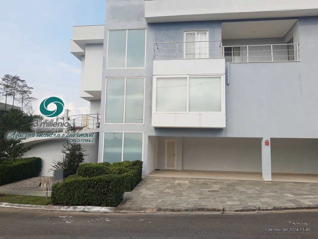Casa em Cotia, no bairro São Paulo II