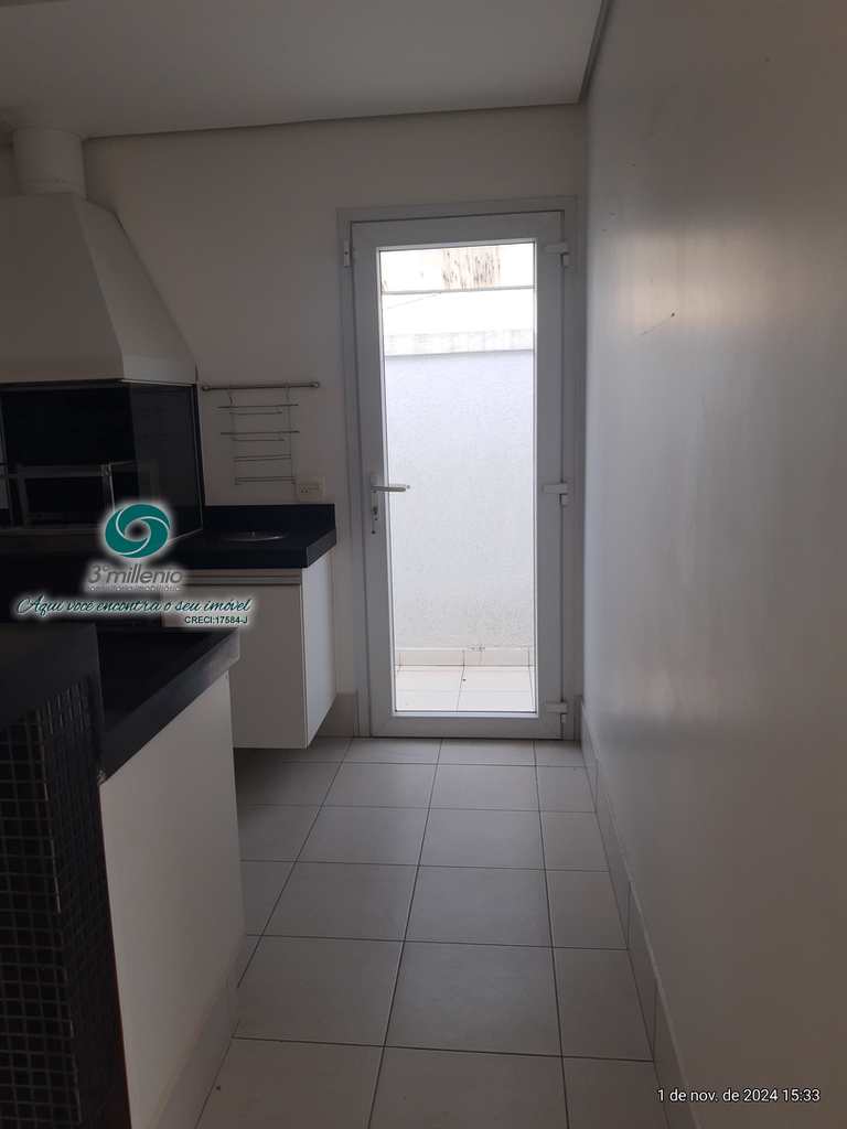 Casa em Cotia, no bairro São Paulo II