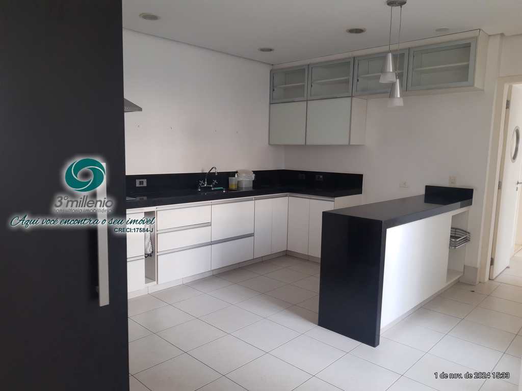 Casa em Cotia, no bairro São Paulo II