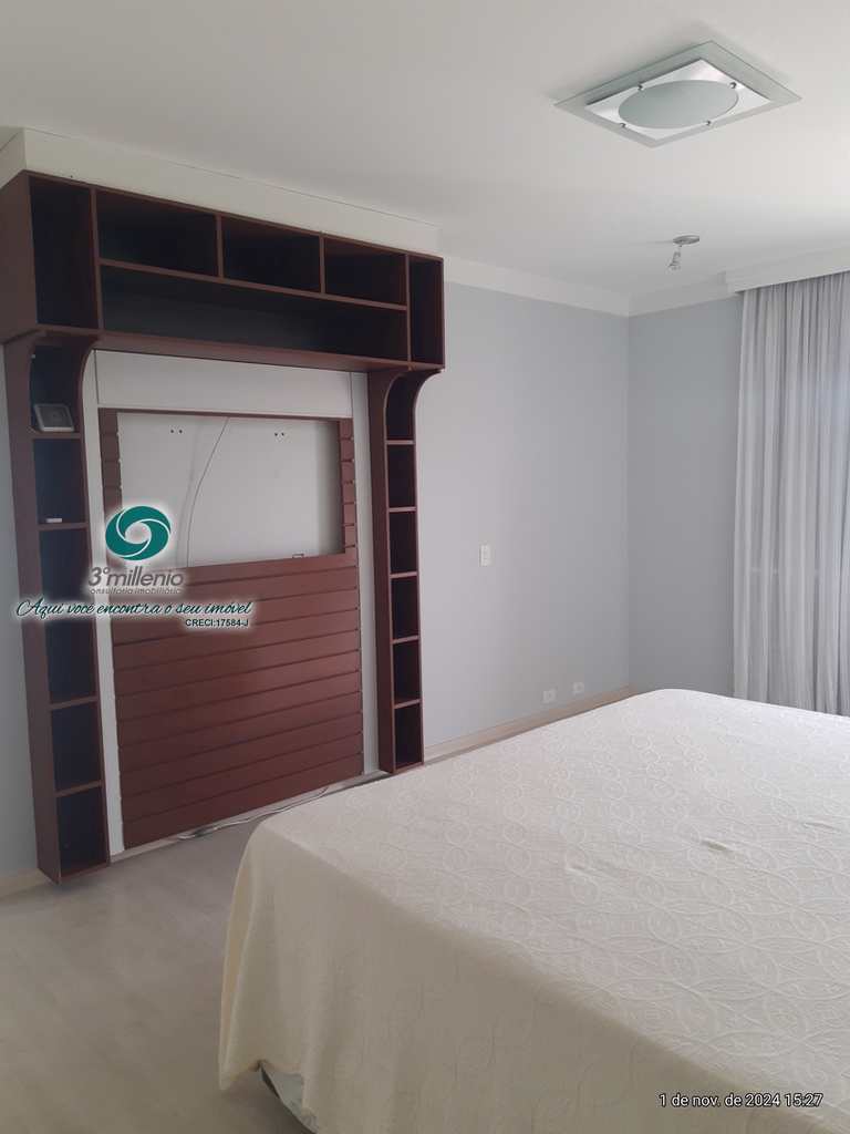 Casa em Cotia, no bairro São Paulo II