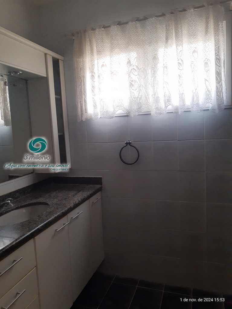 Casa em Cotia, no bairro São Paulo II