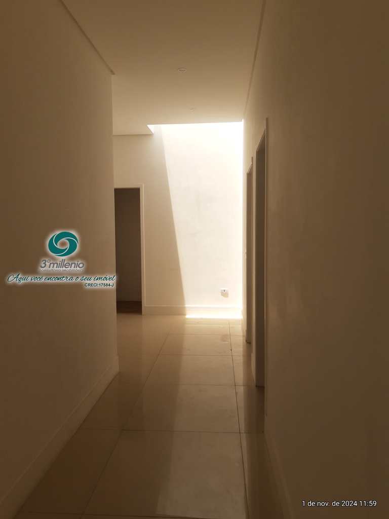 Casa em Cotia, no bairro Pitas