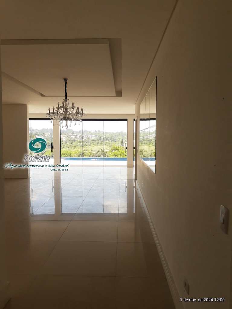 Casa em Cotia, no bairro Pitas