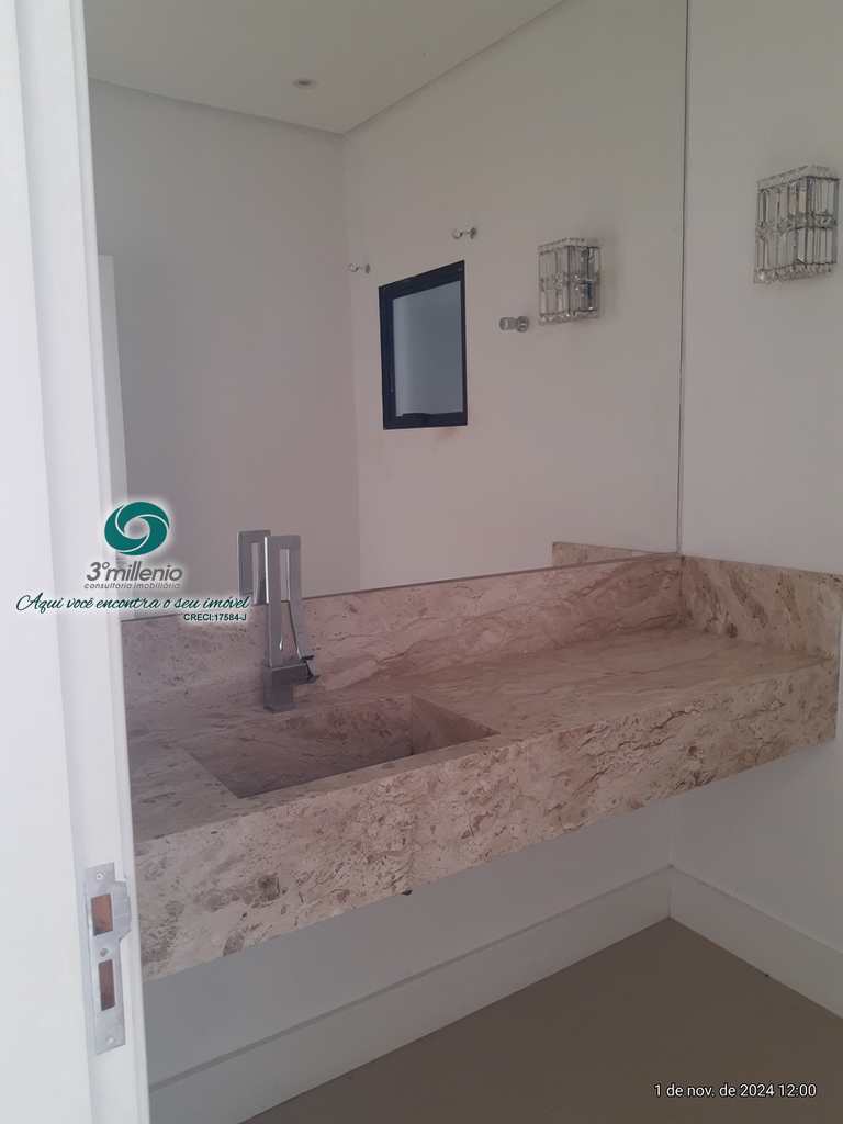 Casa em Cotia, no bairro Pitas
