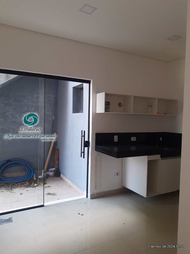 Casa em Cotia, no bairro Pitas