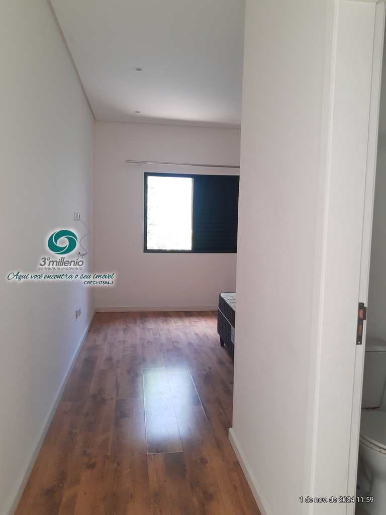 Casa em Cotia, no bairro Pitas