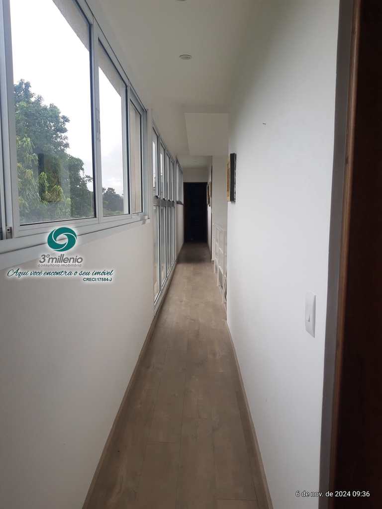 Casa em Carapicuíba, no bairro Golf Village
