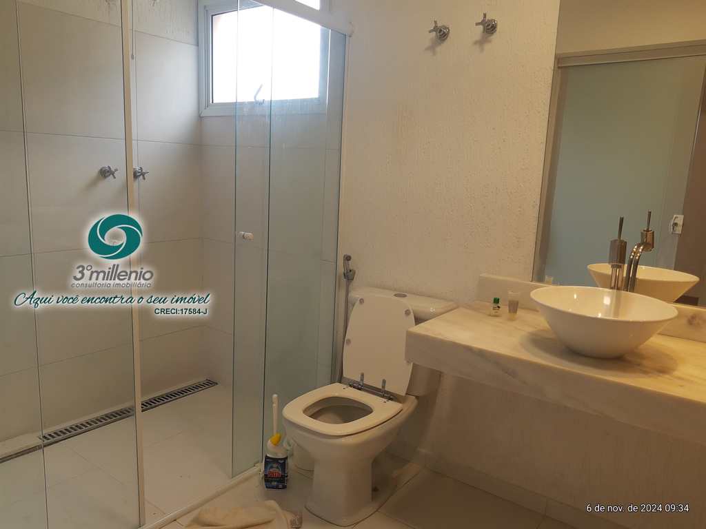 Casa em Carapicuíba, no bairro Golf Village