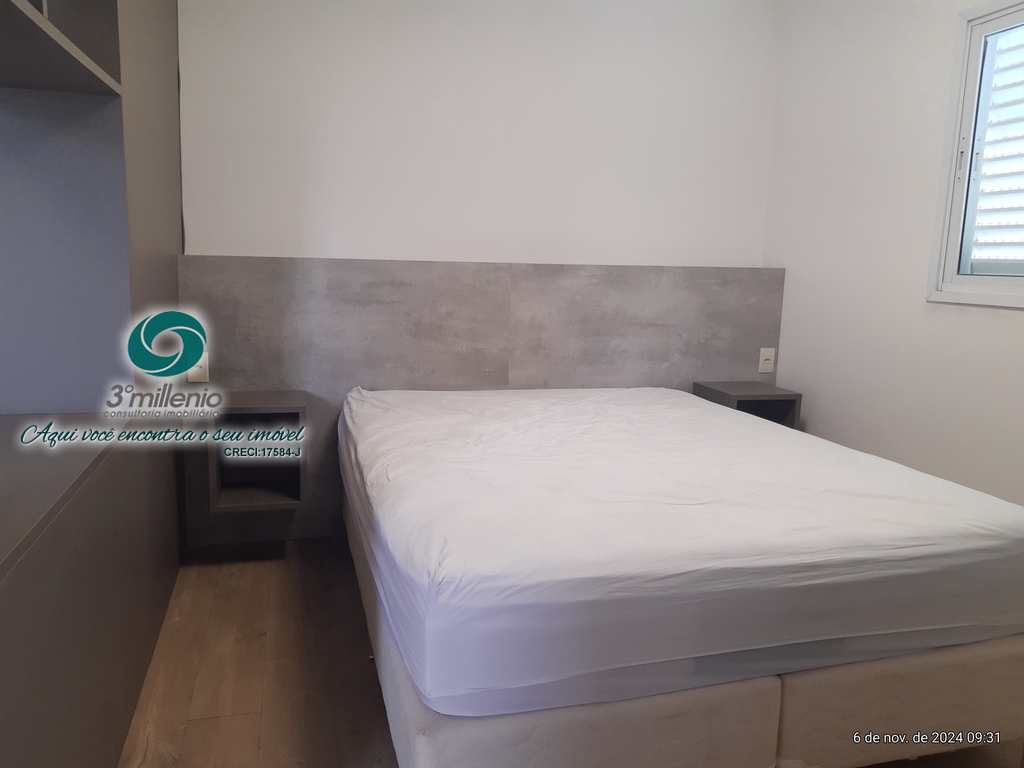 Casa em Carapicuíba, no bairro Golf Village