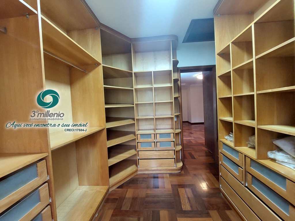 Casa em Cotia, no bairro São Paulo II