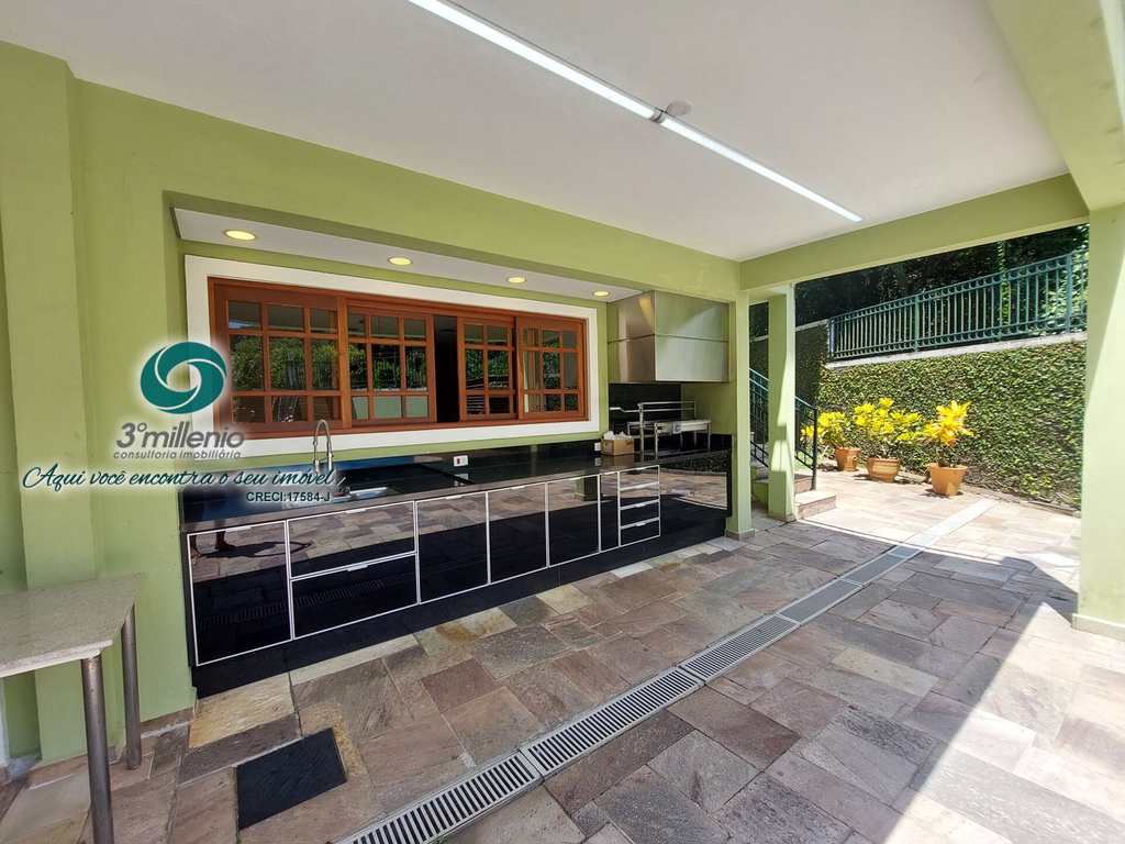 Casa em Cotia, no bairro São Paulo II