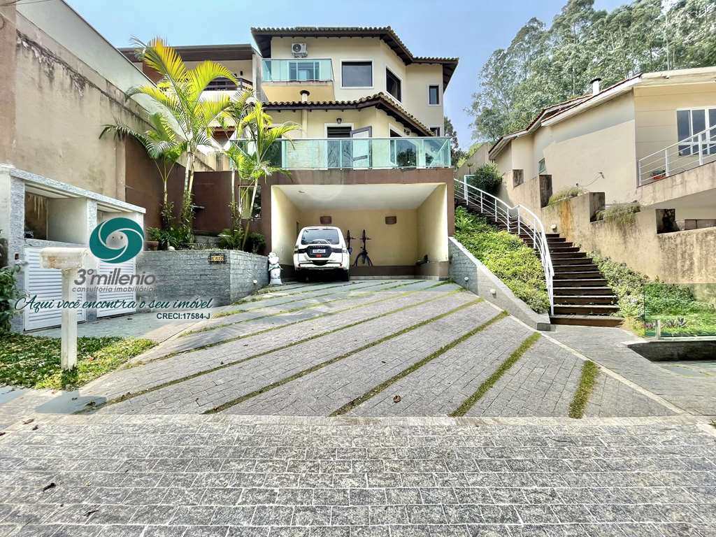 Casa em Cotia, no bairro São Paulo II