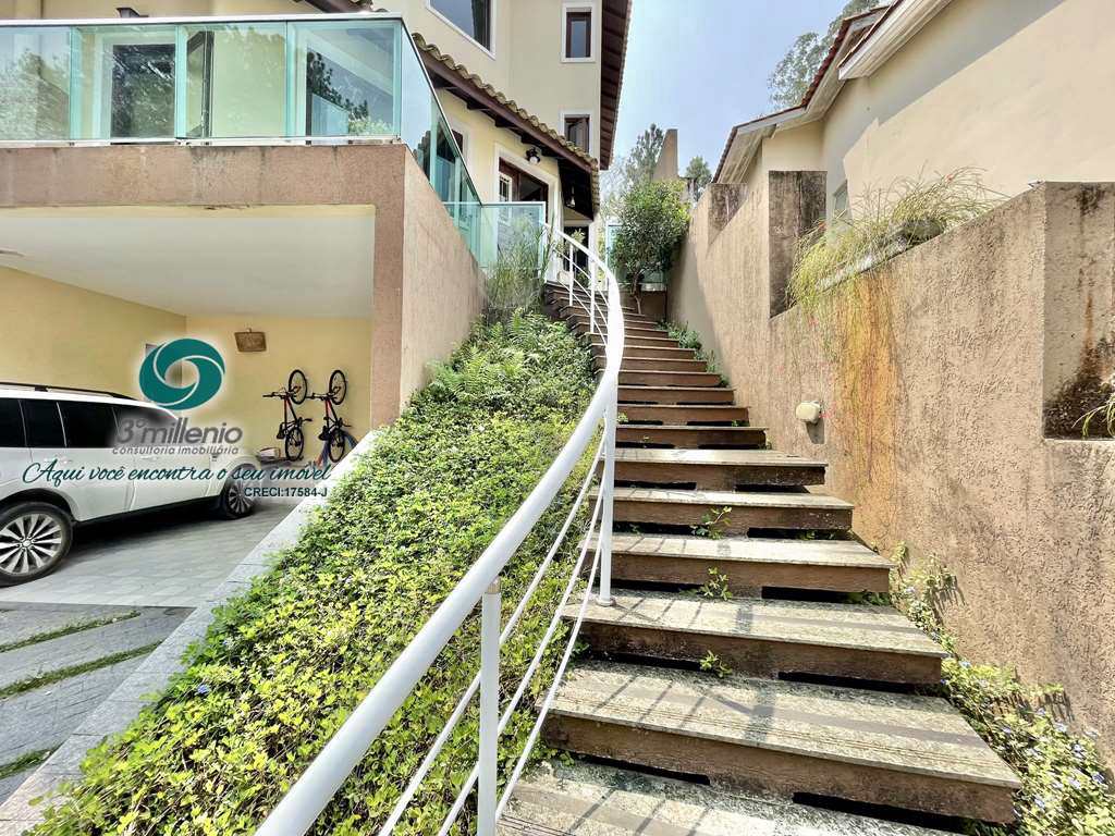 Casa em Cotia, no bairro São Paulo II