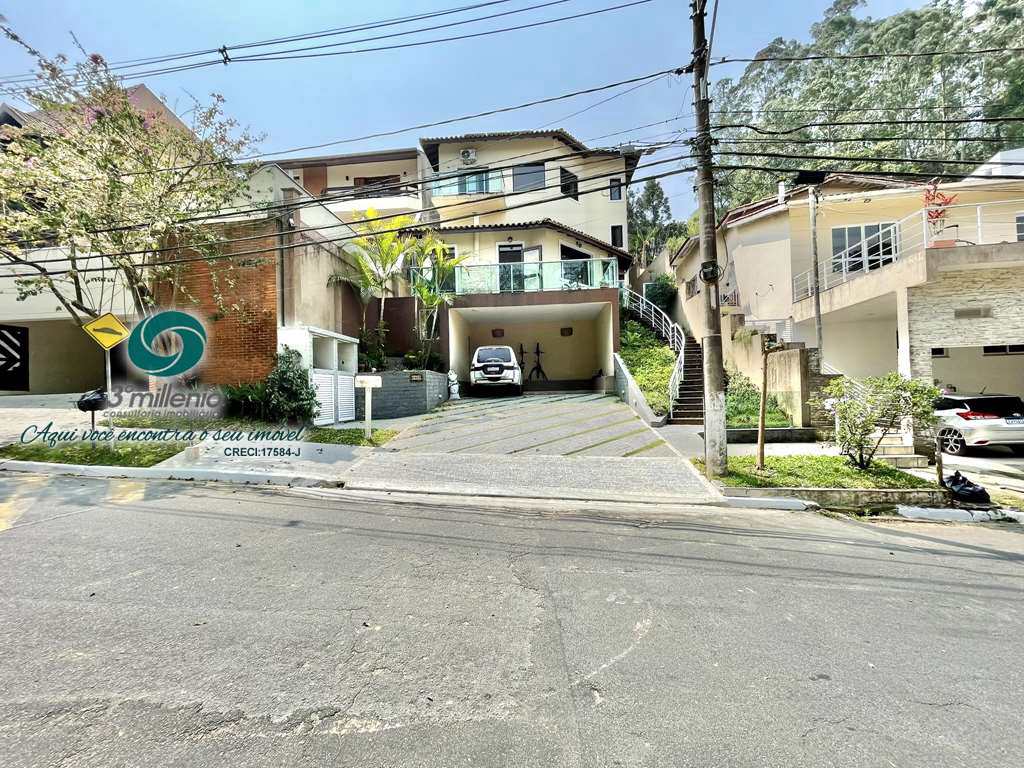 Casa em Cotia, no bairro São Paulo II