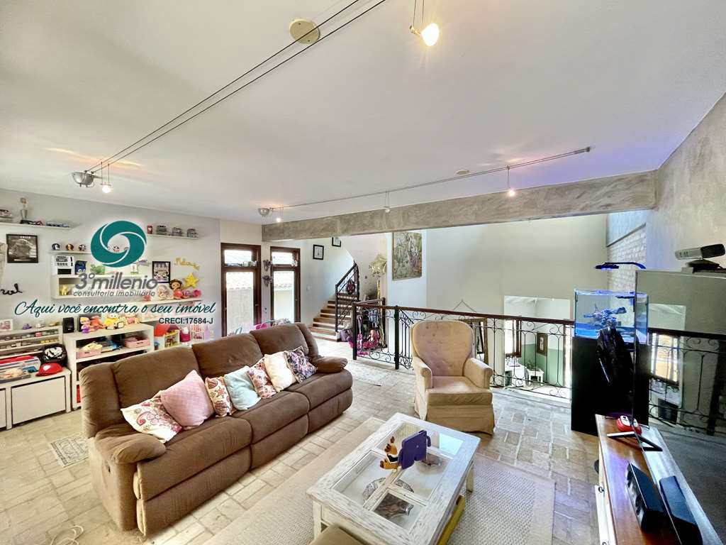 Casa em Cotia, no bairro São Paulo II
