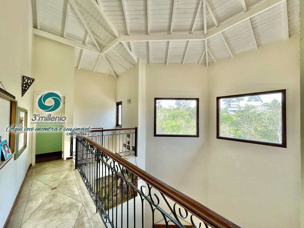 Casa em Cotia, no bairro São Paulo II