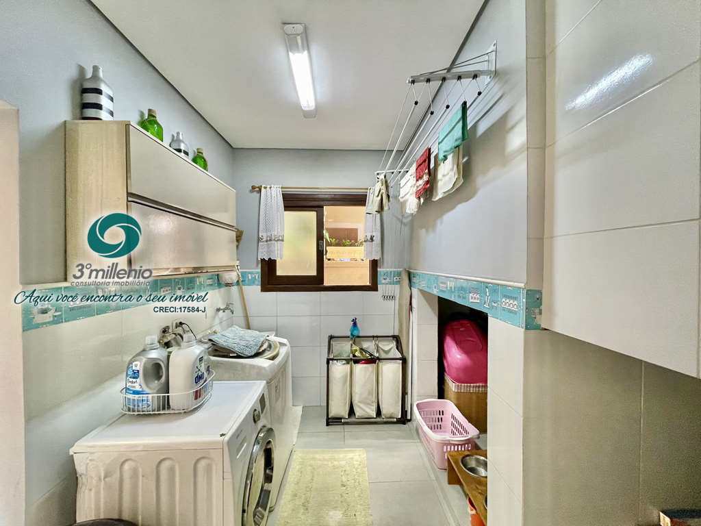 Casa em Cotia, no bairro São Paulo II