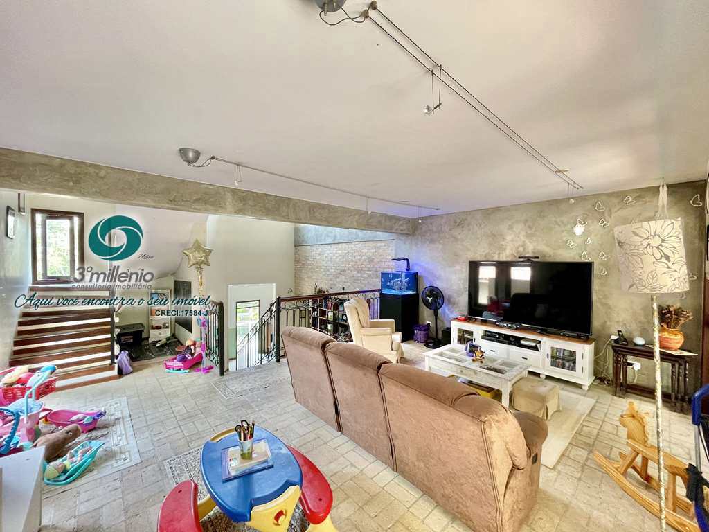 Casa em Cotia, no bairro São Paulo II