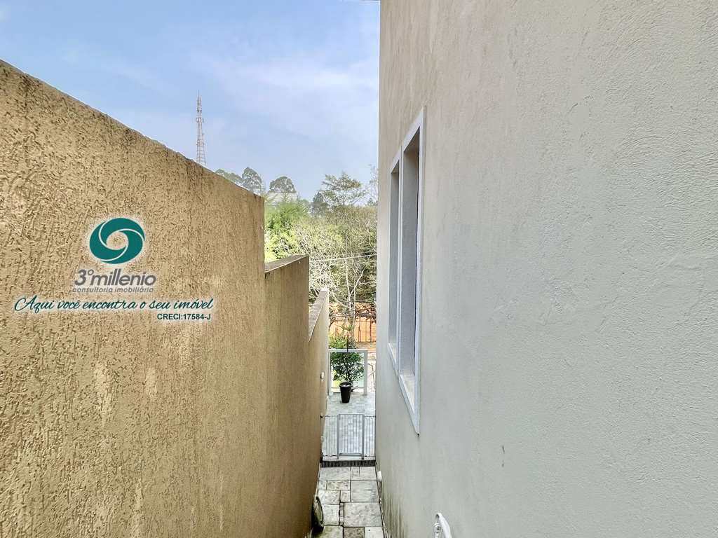 Casa em Cotia, no bairro São Paulo II