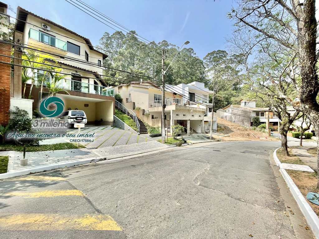 Casa em Cotia, no bairro São Paulo II