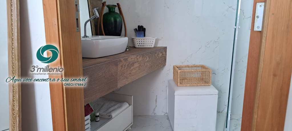Casa em Cotia, no bairro Jardim Rio das Pedras