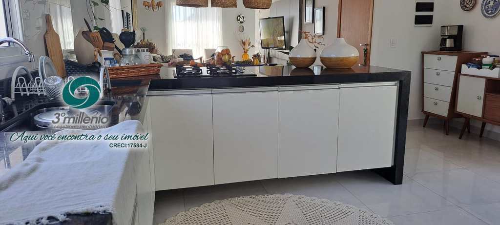Casa em Cotia, no bairro Jardim Rio das Pedras