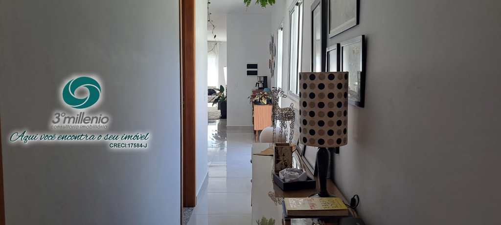 Casa em Cotia, no bairro Jardim Rio das Pedras