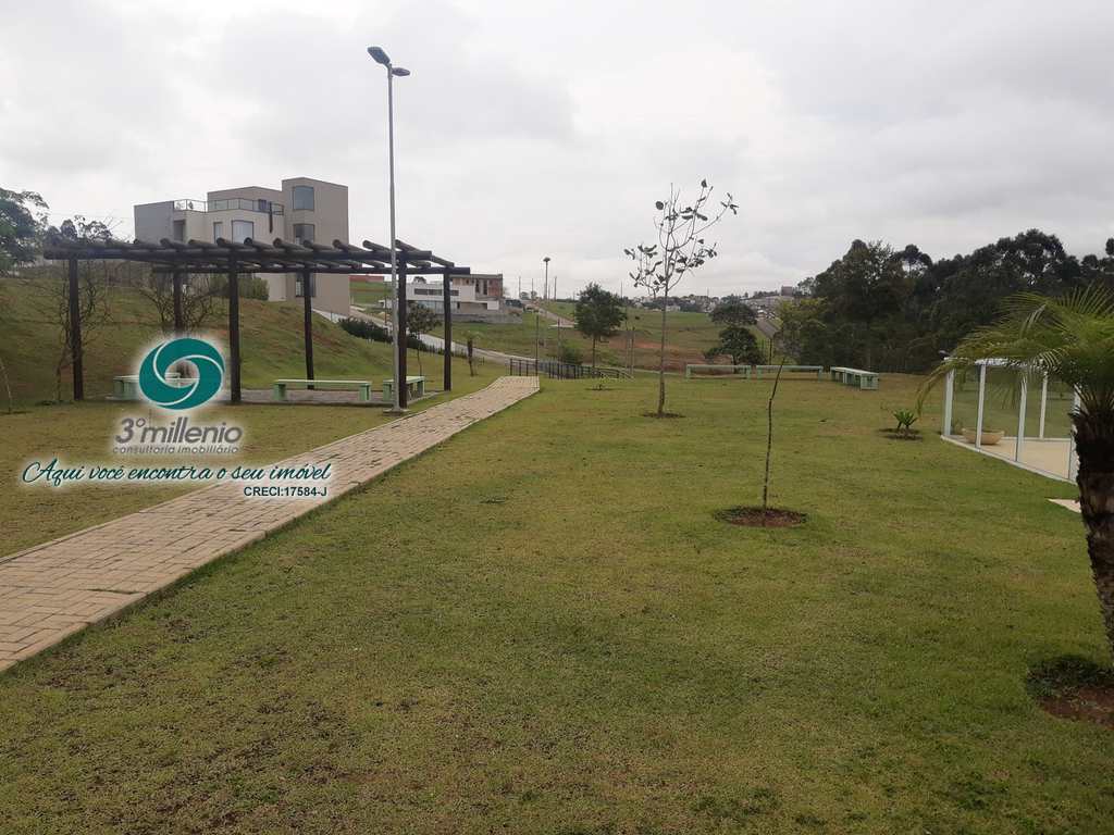 Terreno em Jandira, no bairro Jardim do Golf I