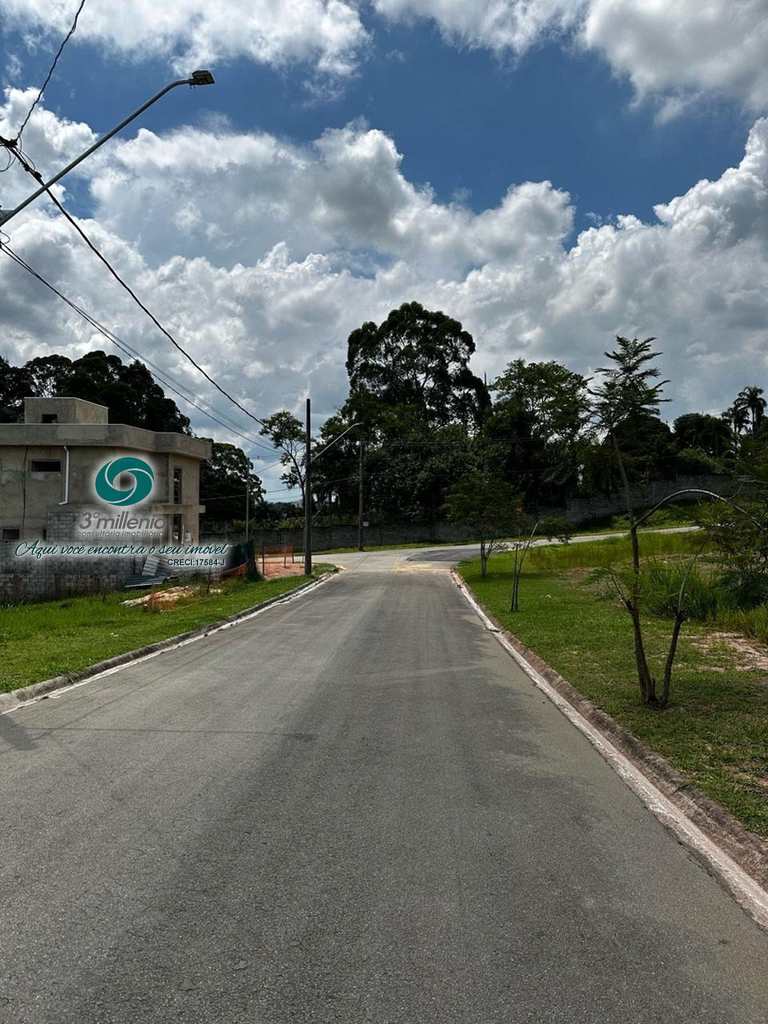 Casa em Cotia, no bairro Parque Dom Henrique