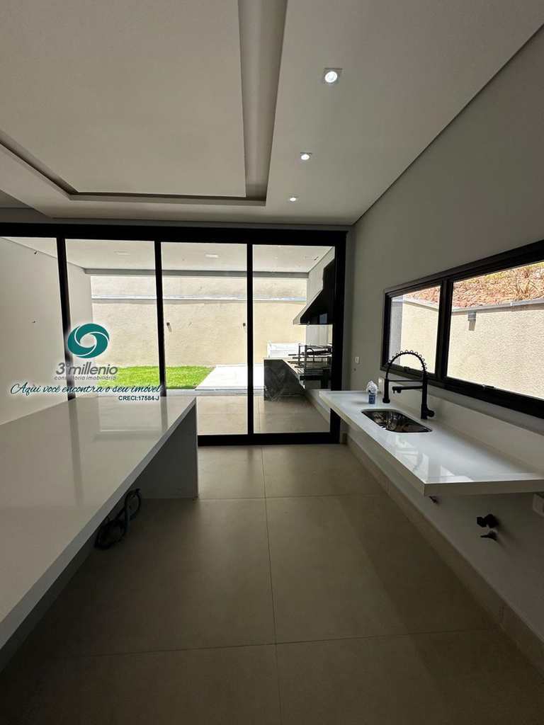 Casa em Cotia, no bairro Parque Dom Henrique