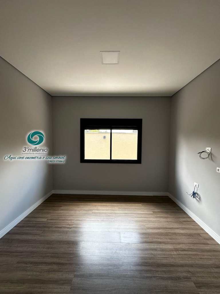 Casa em Cotia, no bairro Parque Dom Henrique