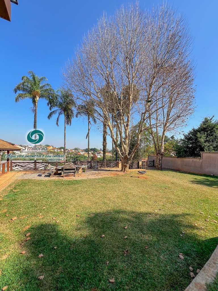 Casa em Cotia, no bairro Bosque do Vianna