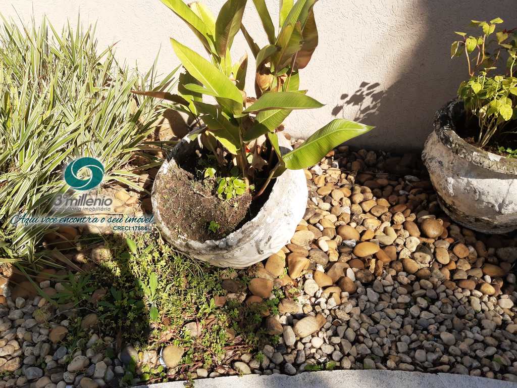 Casa em Cotia, no bairro Bosque do Vianna