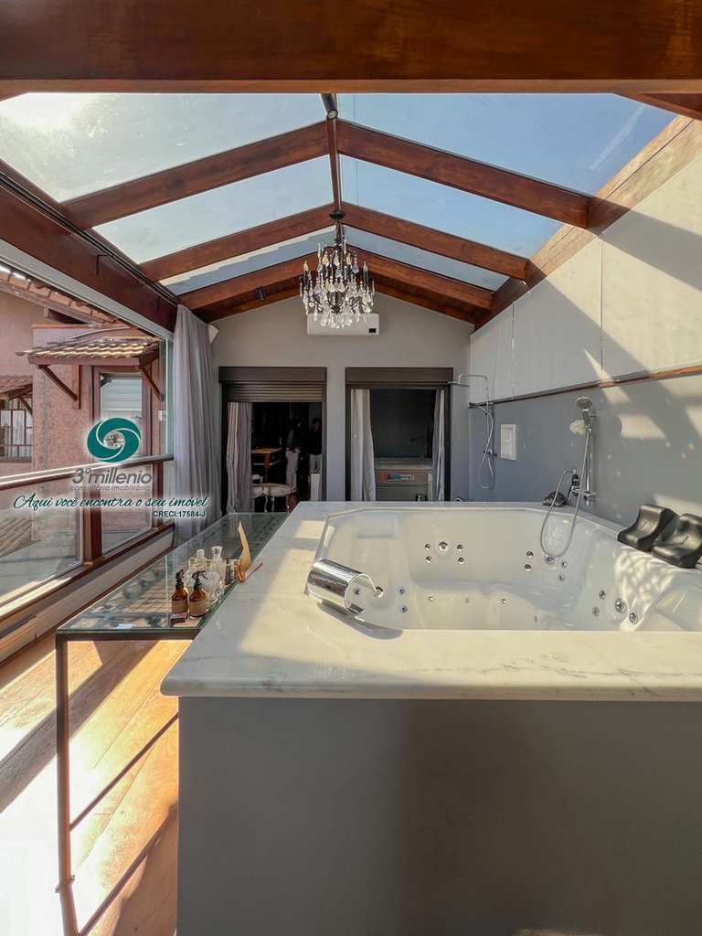 Casa em Cotia, no bairro Bosque do Vianna