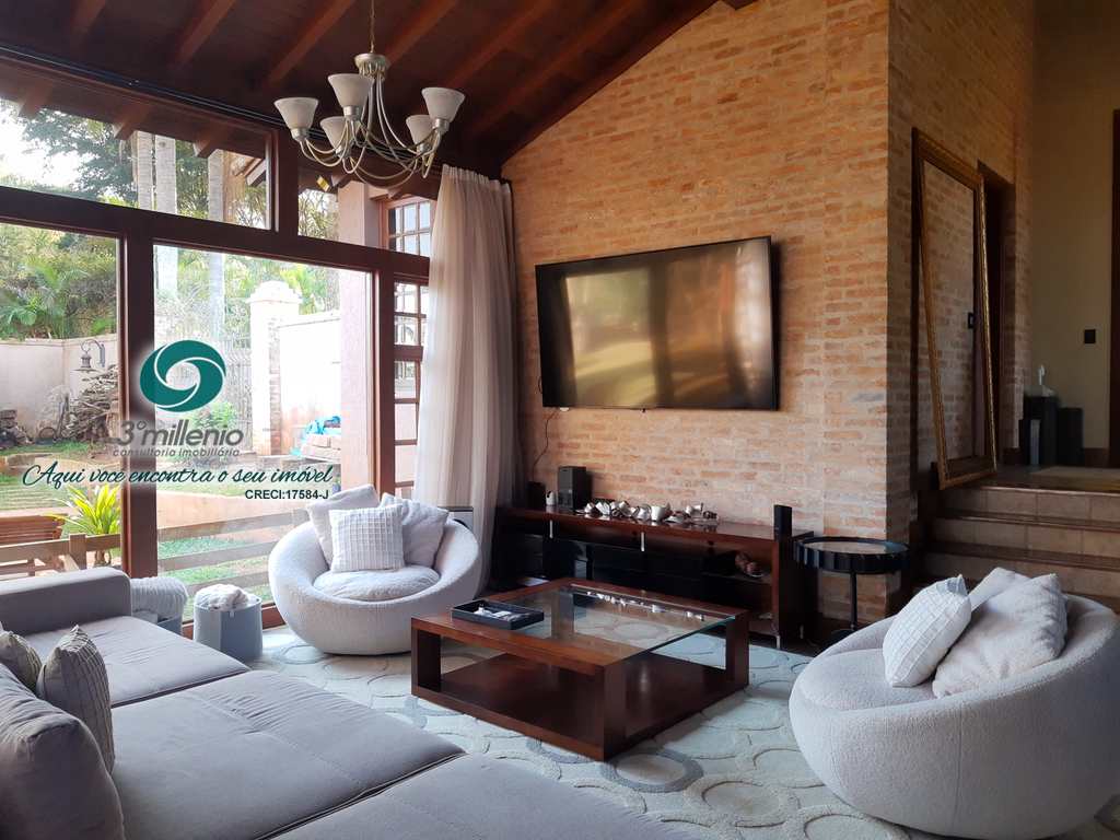 Casa em Cotia, no bairro Bosque do Vianna